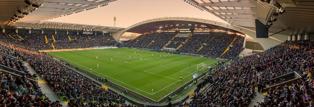 File:Stadio Friuli 2016 nord.jpg - Wikimedia Commons
